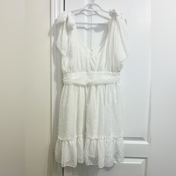 SHEIN Dresses & Skirts - SHEIN Classic White Dress